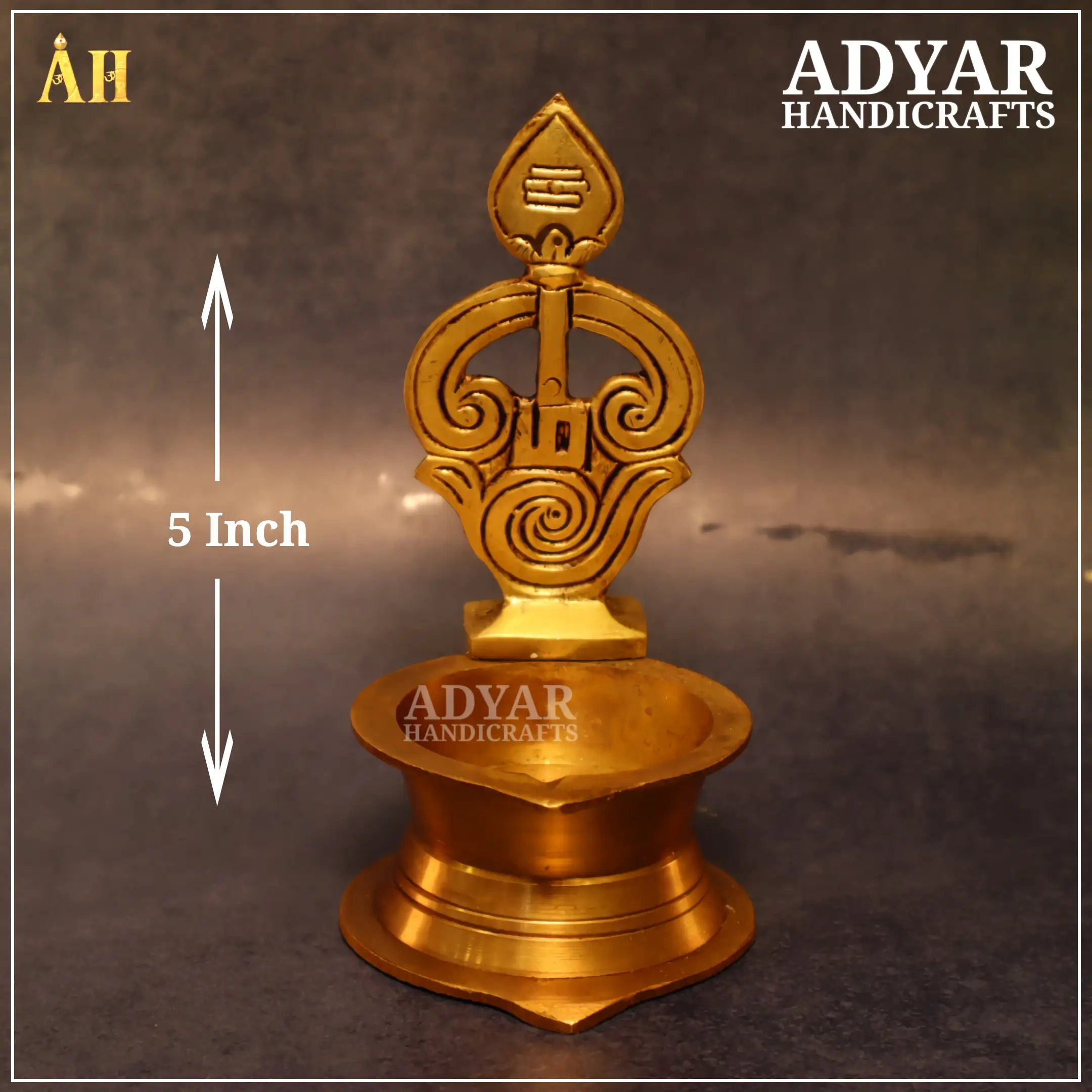 Om Vilakku - image 1