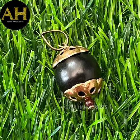 KARUNGALI PENDANT 20MM - image 1