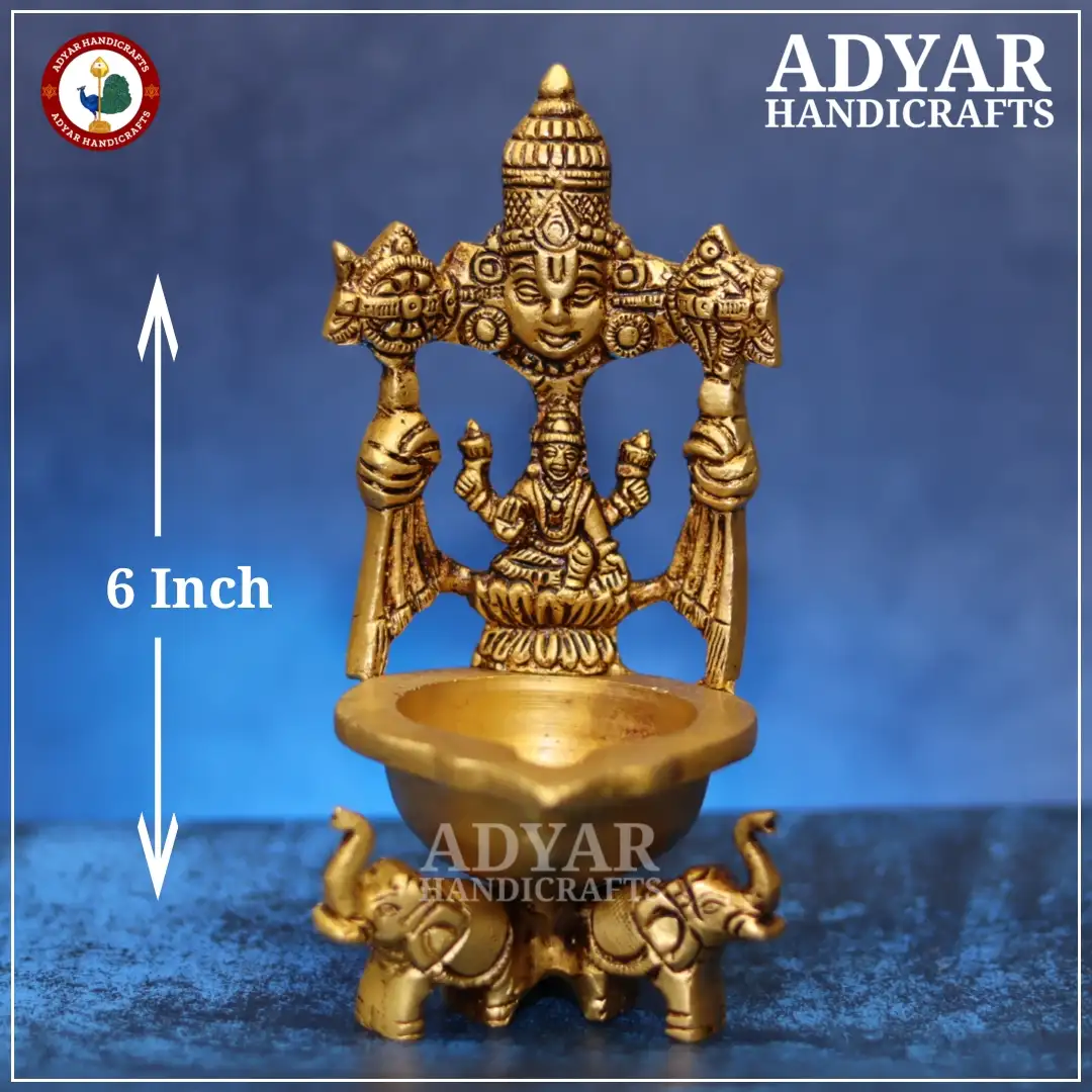 Perumal Lakshmi Vilakku Brass - image 1