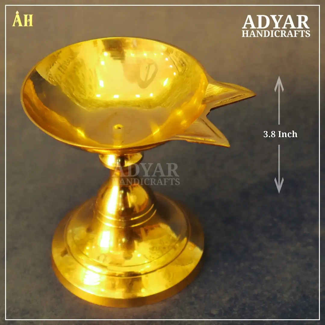 3.8 inch irandu mugam brass vilakku - image 1